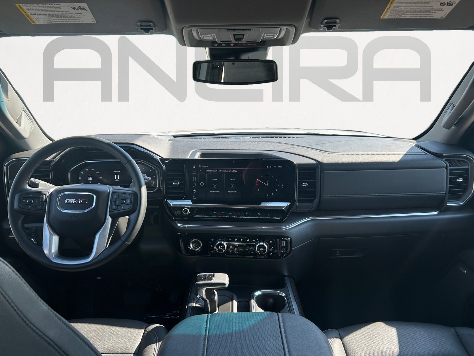 Used 2023 GMC Sierra 1500 SLT image 3