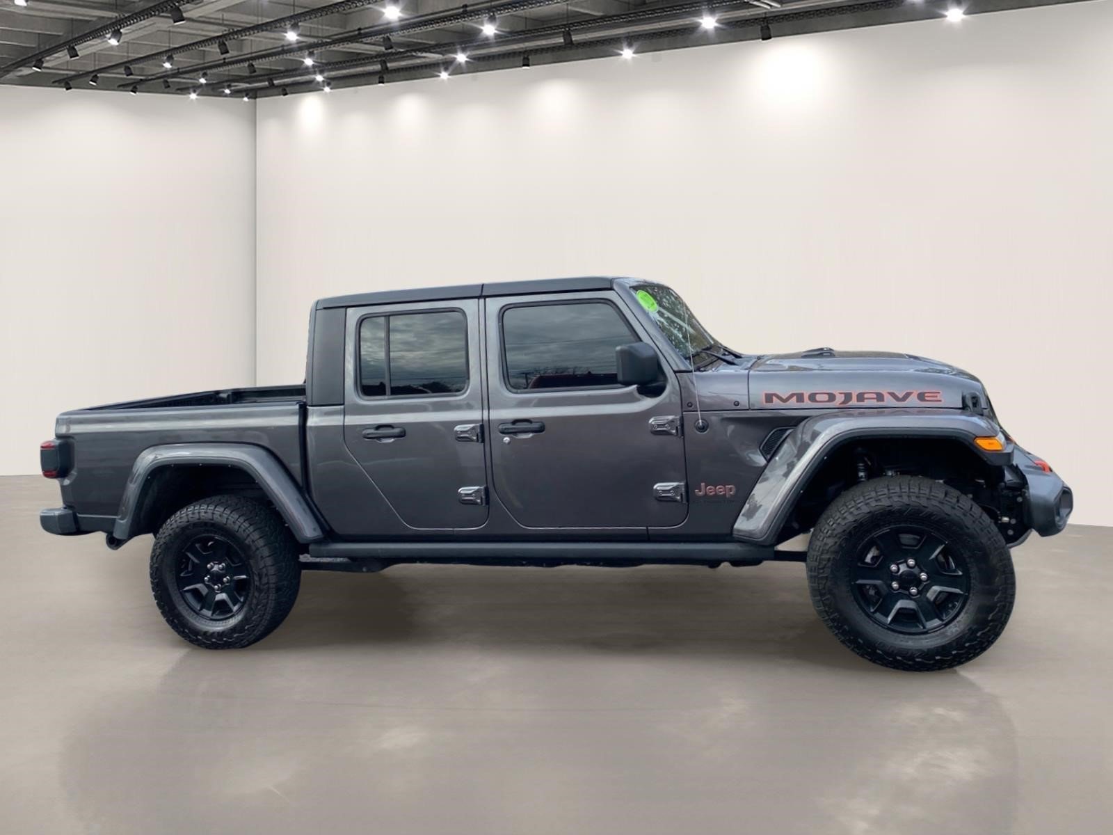 Used 2022 Jeep Gladiator Mojave w/ LED Lighting Group image 8