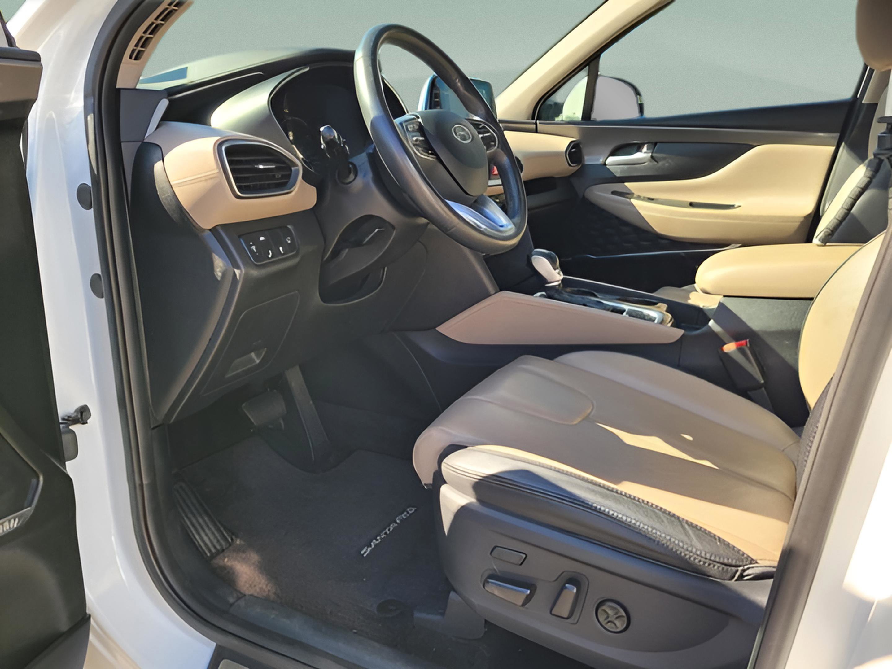 Used 2019 Hyundai Santa Fe FWD image 23