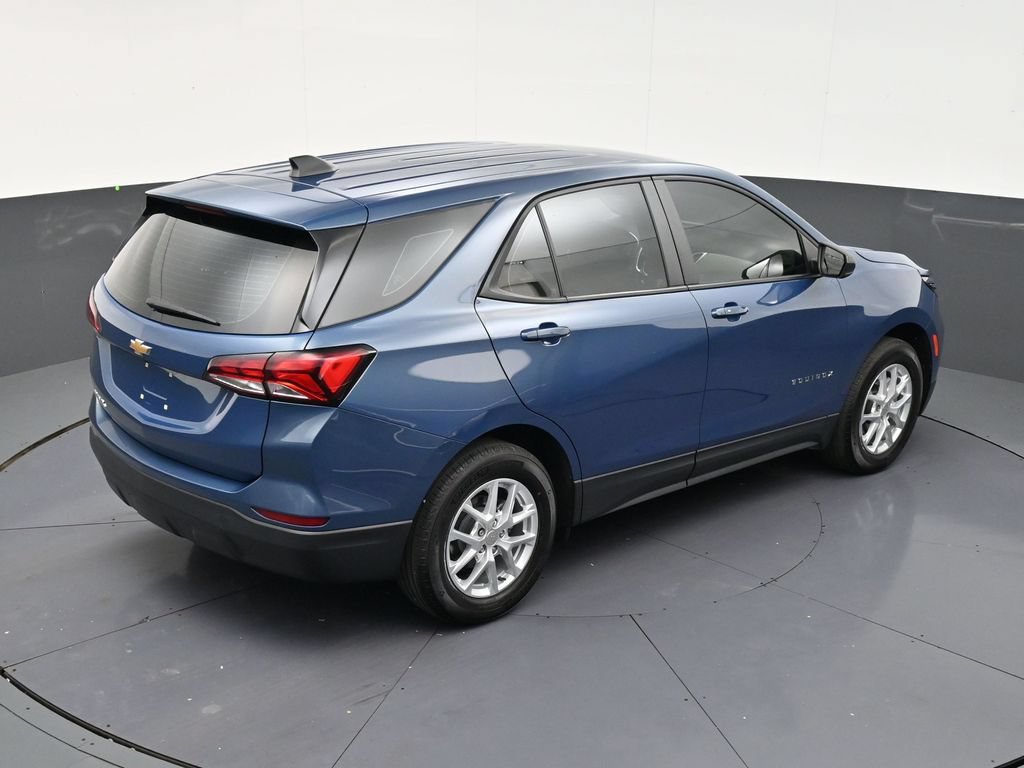 Used 2024 Chevrolet Equinox LS FWD image 17