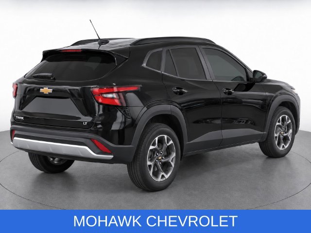 Used 2024 Chevrolet Trax LT w/ Driver Confidence Package FWD image 5