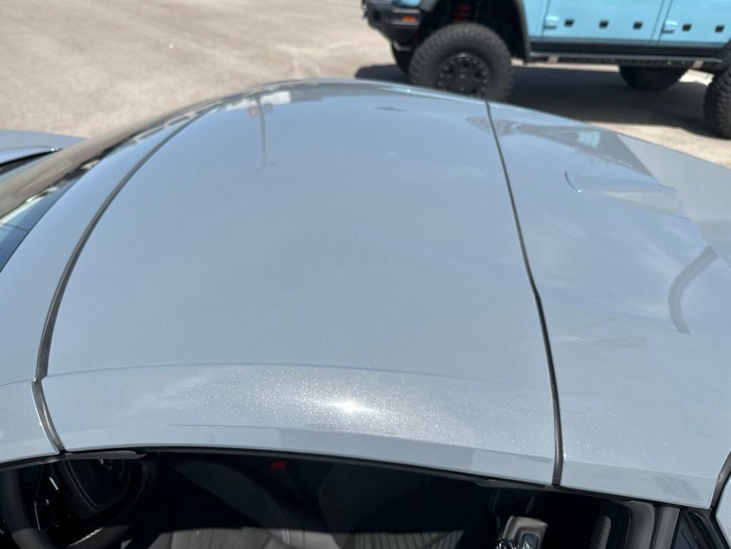 Used 2025 Chevrolet Corvette Stingray Preferred Conv w/ Z51 Performance Package RWD image 18