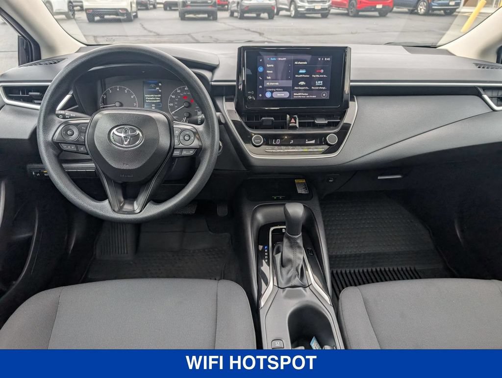 Used 2025 Toyota Corolla LE w/ LE Premium Package FWD image 18