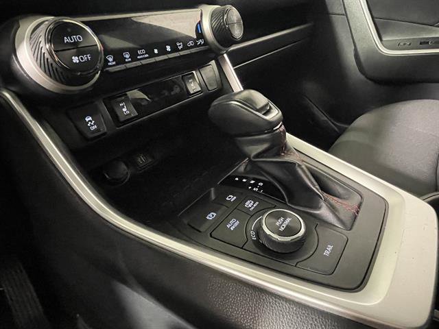 Certified 2024 Toyota RAV4 SE w/ Weather & Moonroof Package image 20