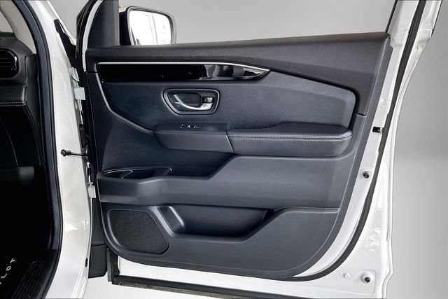 Used 2025 Honda Pilot EX-L image 25
