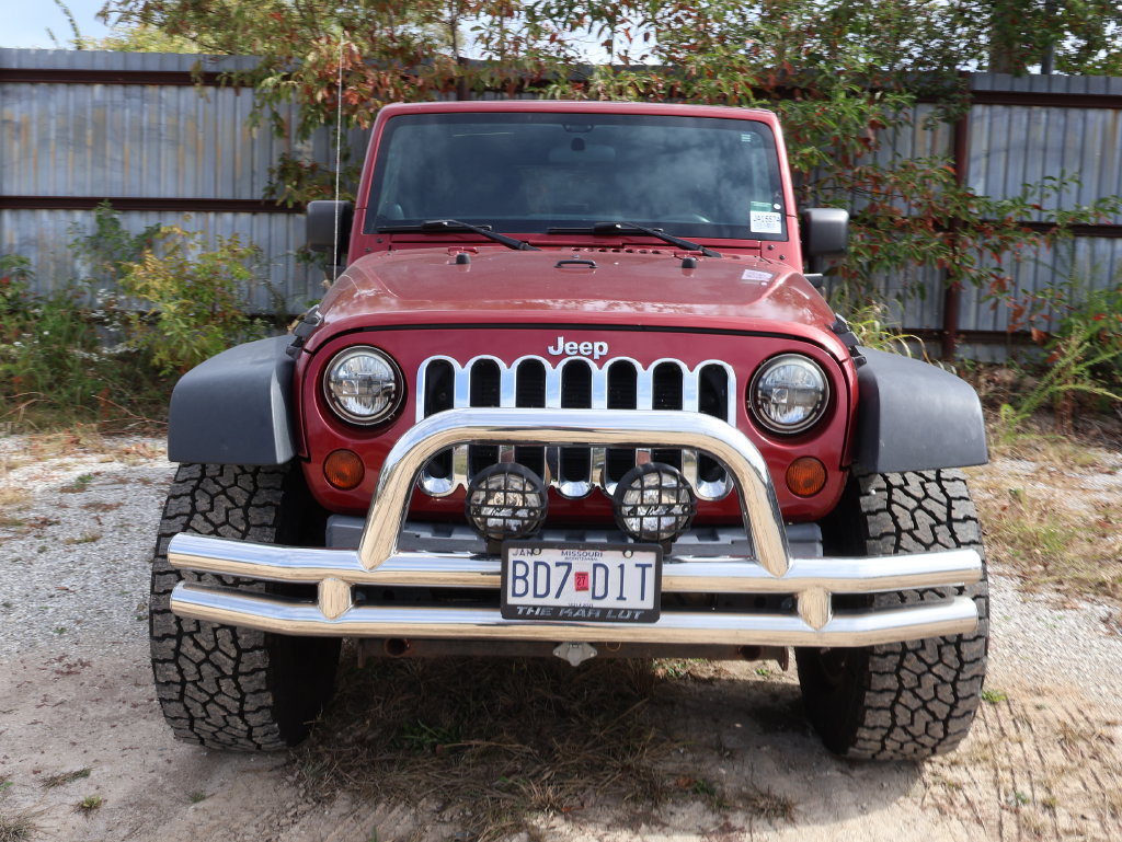Used 2012 Jeep Wrangler Unlimited Sport AWD/4WD image 12