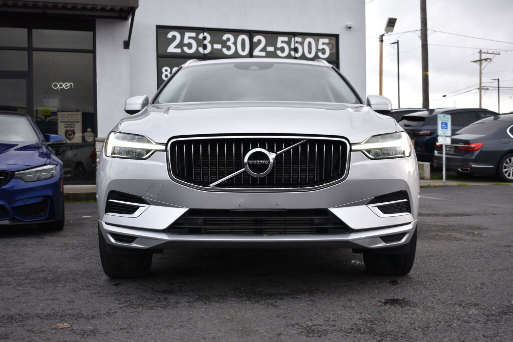 Used 2018 Volvo XC60 T8 Inscription w/ Vision Package image 4