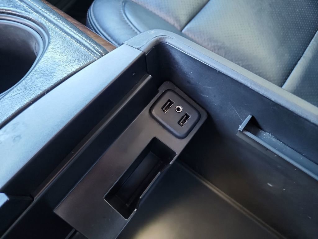 Used 2019 Chevrolet Tahoe LS w/ All-Season Package image 35