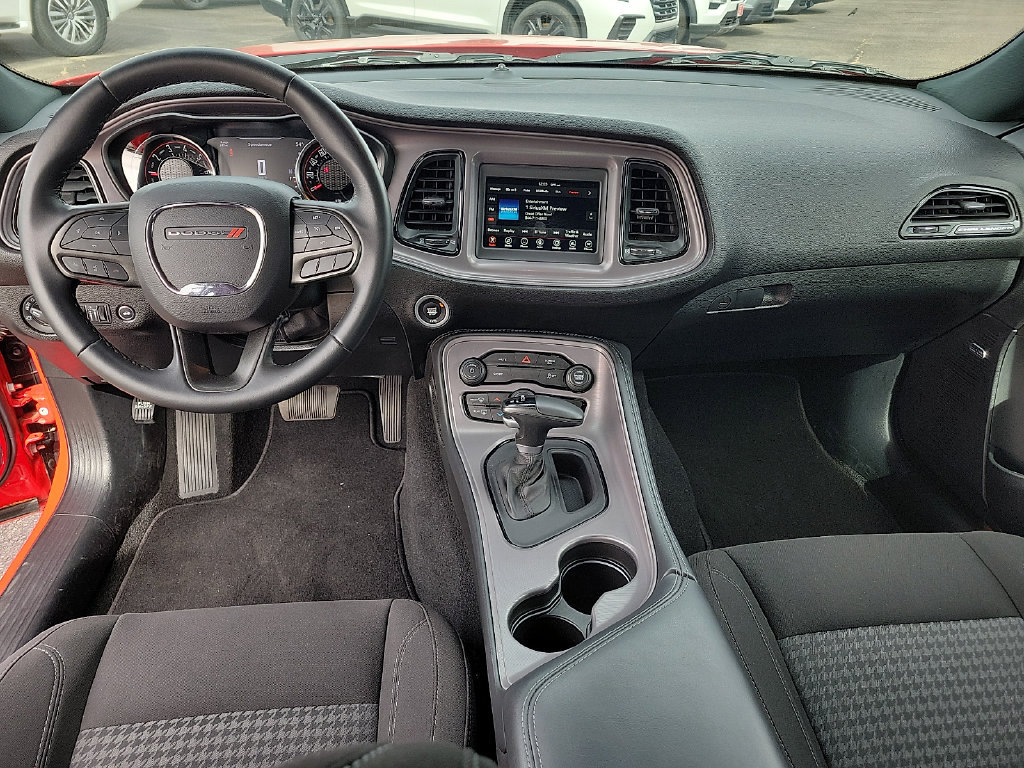 Used 2023 Dodge Challenger SXT AWD/4WD image 9