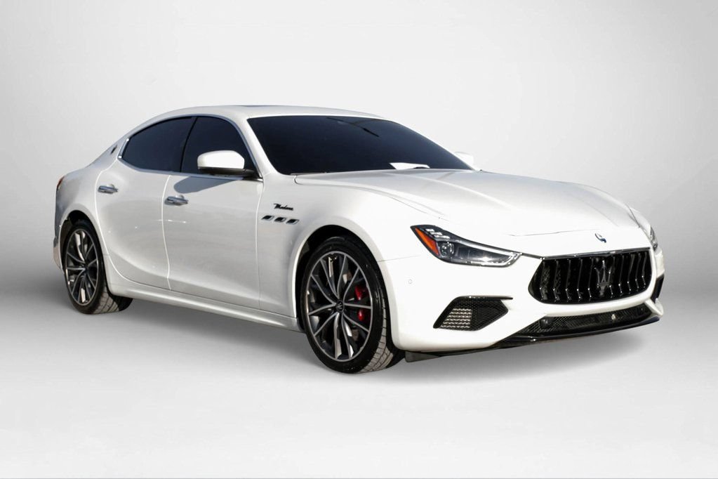 Used 2023 Maserati Ghibli Modena RWD image 4