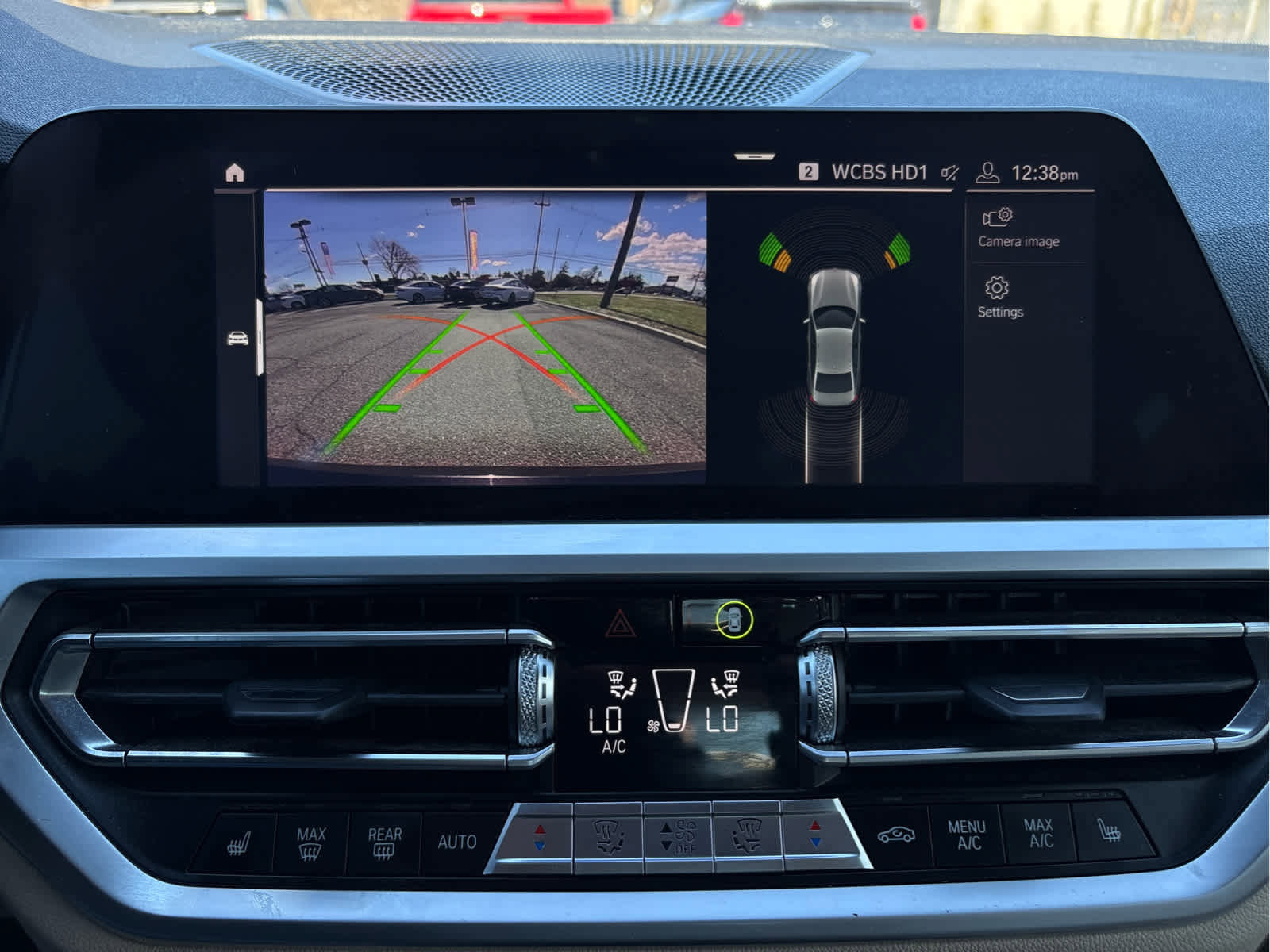 Used 2019 BMW 330i xDrive Sedan w/ Driving Assistance Package image 23