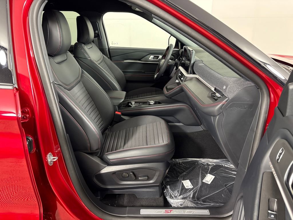 New 2026 Ford Explorer ST-Line RWD image 5