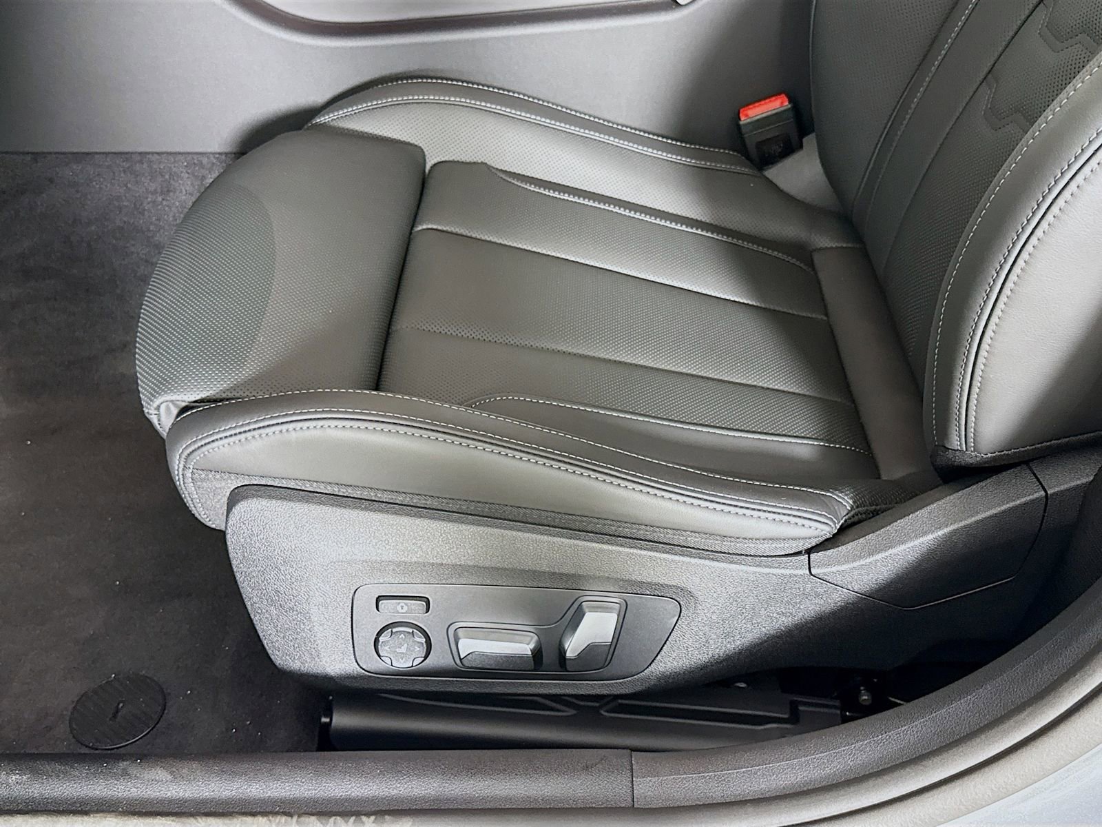 New 2026 BMW 840i RWD image 20