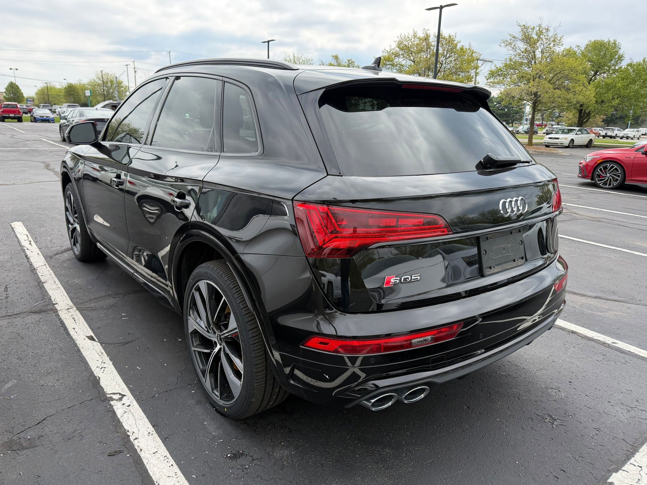 Used 2021 Audi SQ5 Prestige w/ Prestige Package AWD/4WD image 2