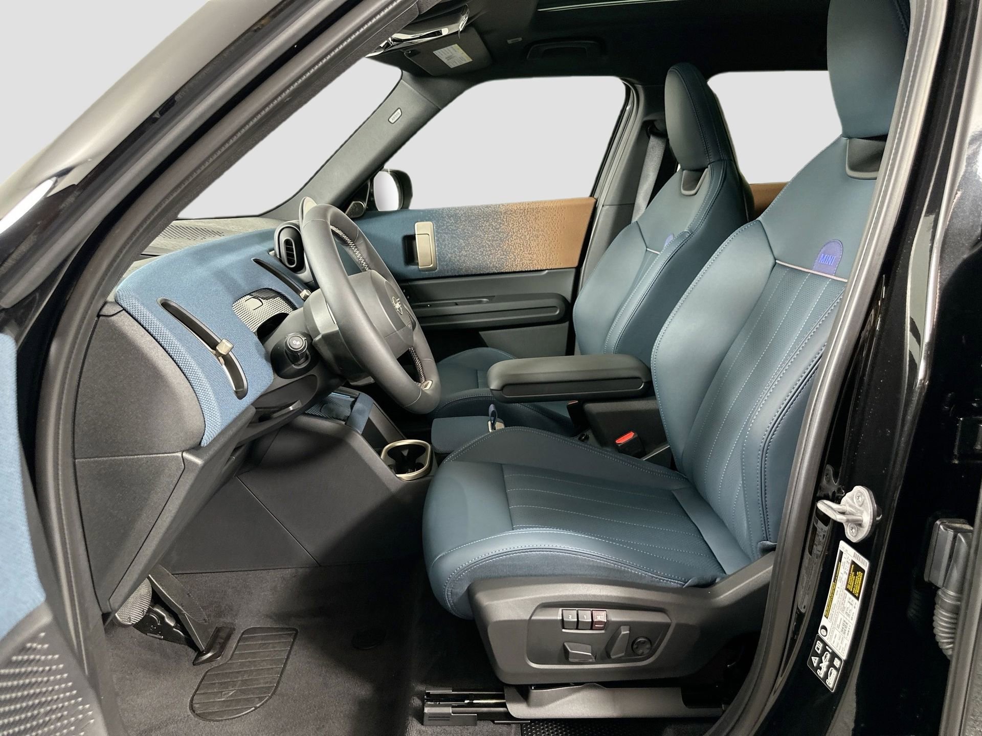 New 2025 MINI Cooper Countryman S w/ Comfort Package Max image 22