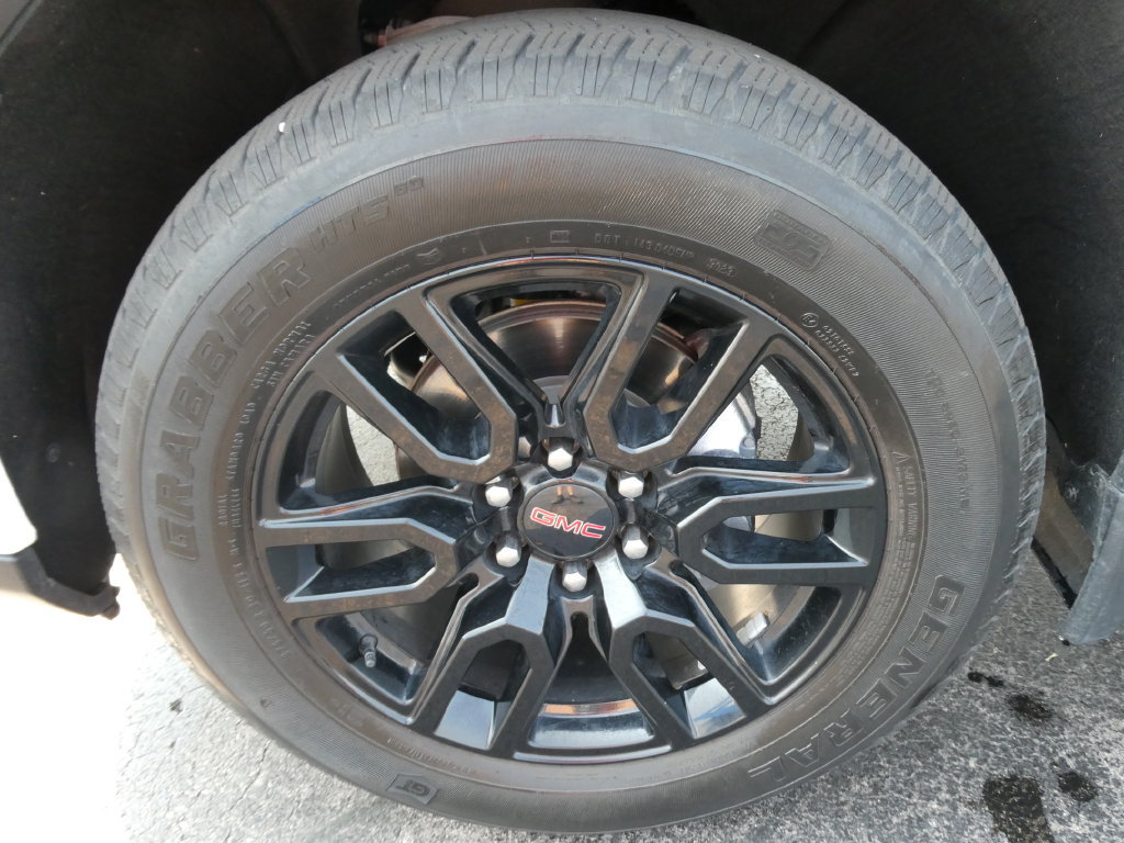 Used 2023 GMC Sierra 1500 Elevation RWD image 10