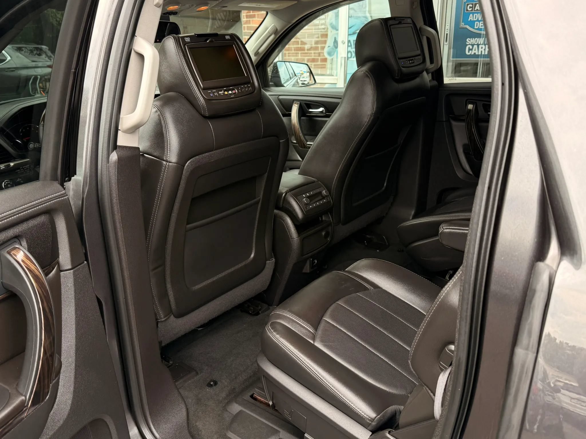 Used 2016 GMC Acadia Denali AWD/4WD image 9