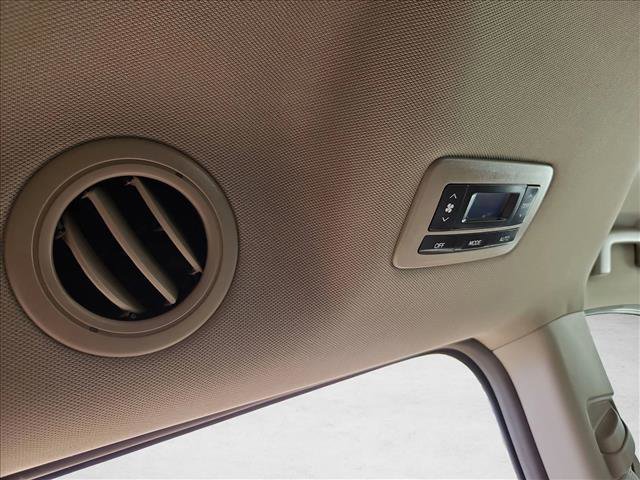 Used 2016 Toyota Sienna XLE FWD image 18