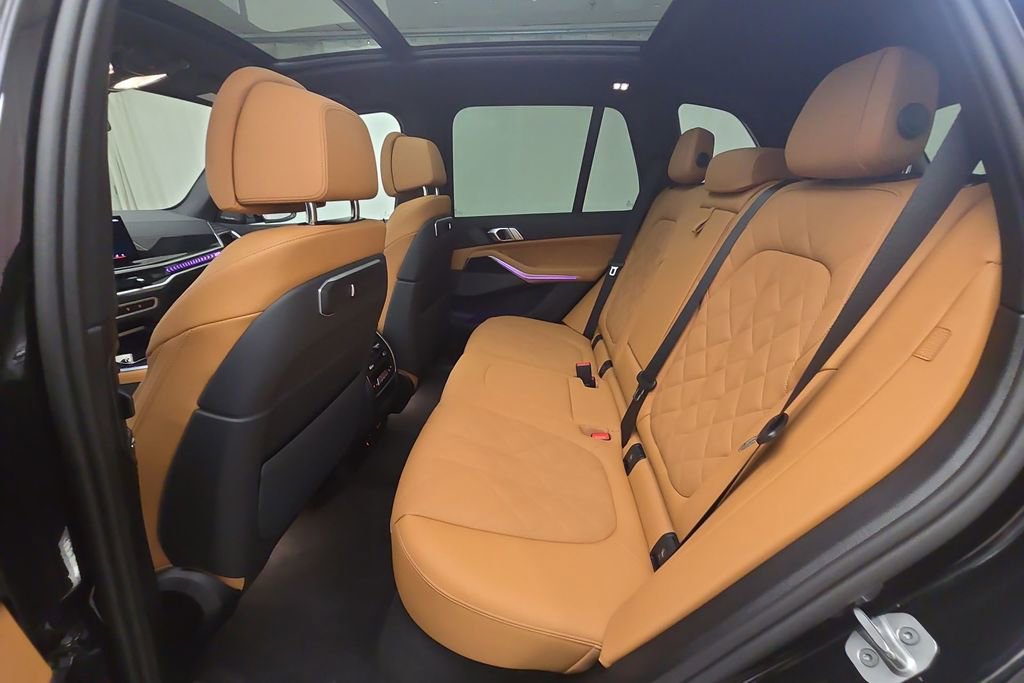 Certified 2025 BMW X5 xDrive40i w/ M Sport Package image 24