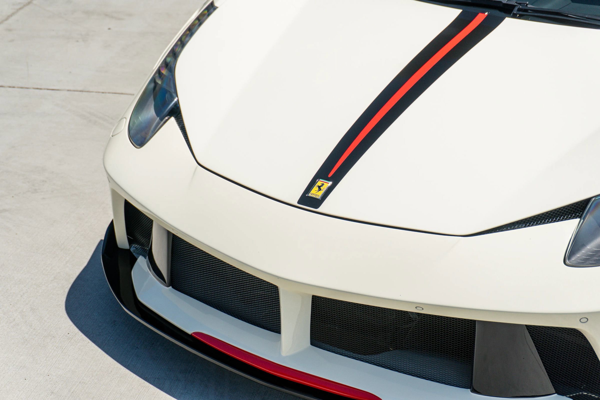 Used 2014 Ferrari 458 Spider RWD image 24