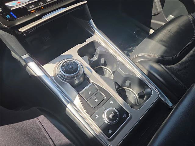 Used 2020 Ford Explorer Platinum w/ Premium Technology Package AWD/4WD image 12