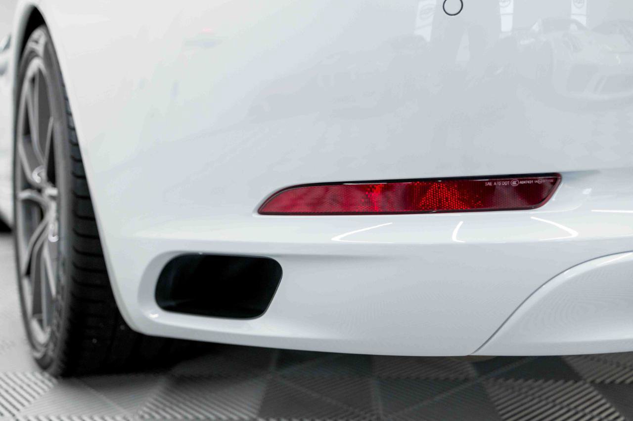 Used 2018 Porsche 911 Carrera T RWD image 31