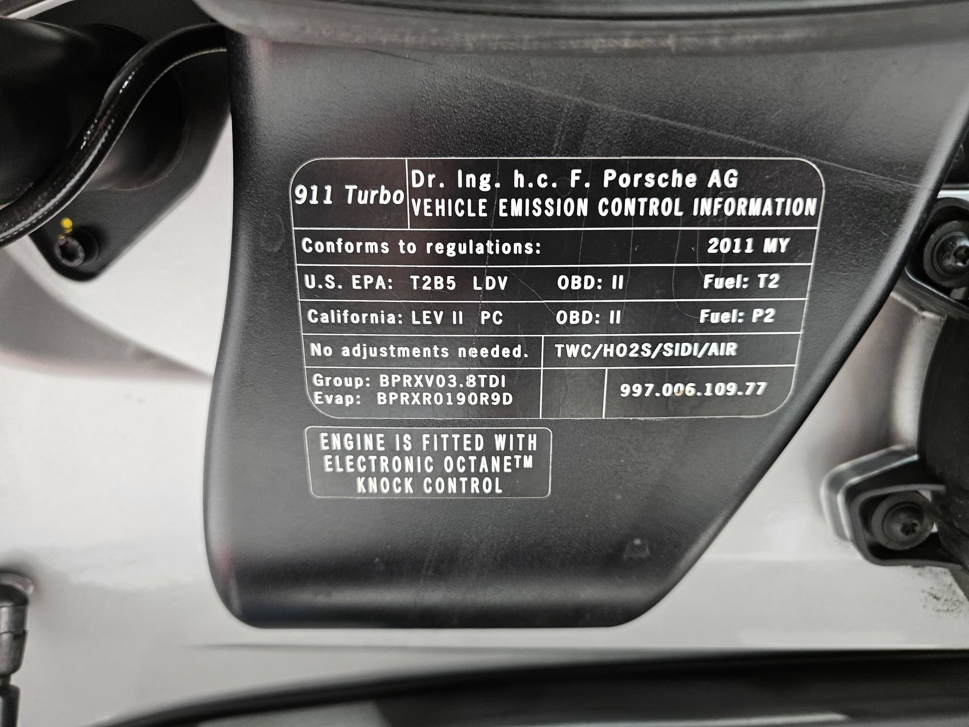 Used 2011 Porsche 911 Turbo S AWD/4WD image 42