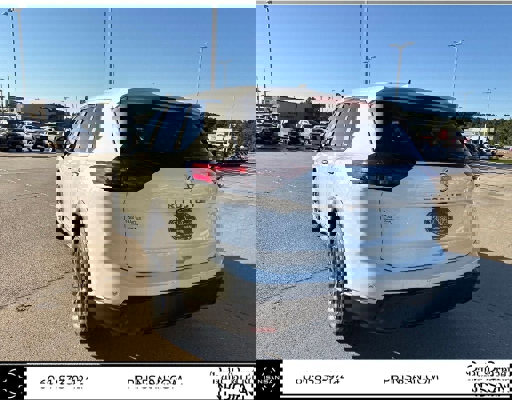 New 2026 Nissan Rogue S image 3