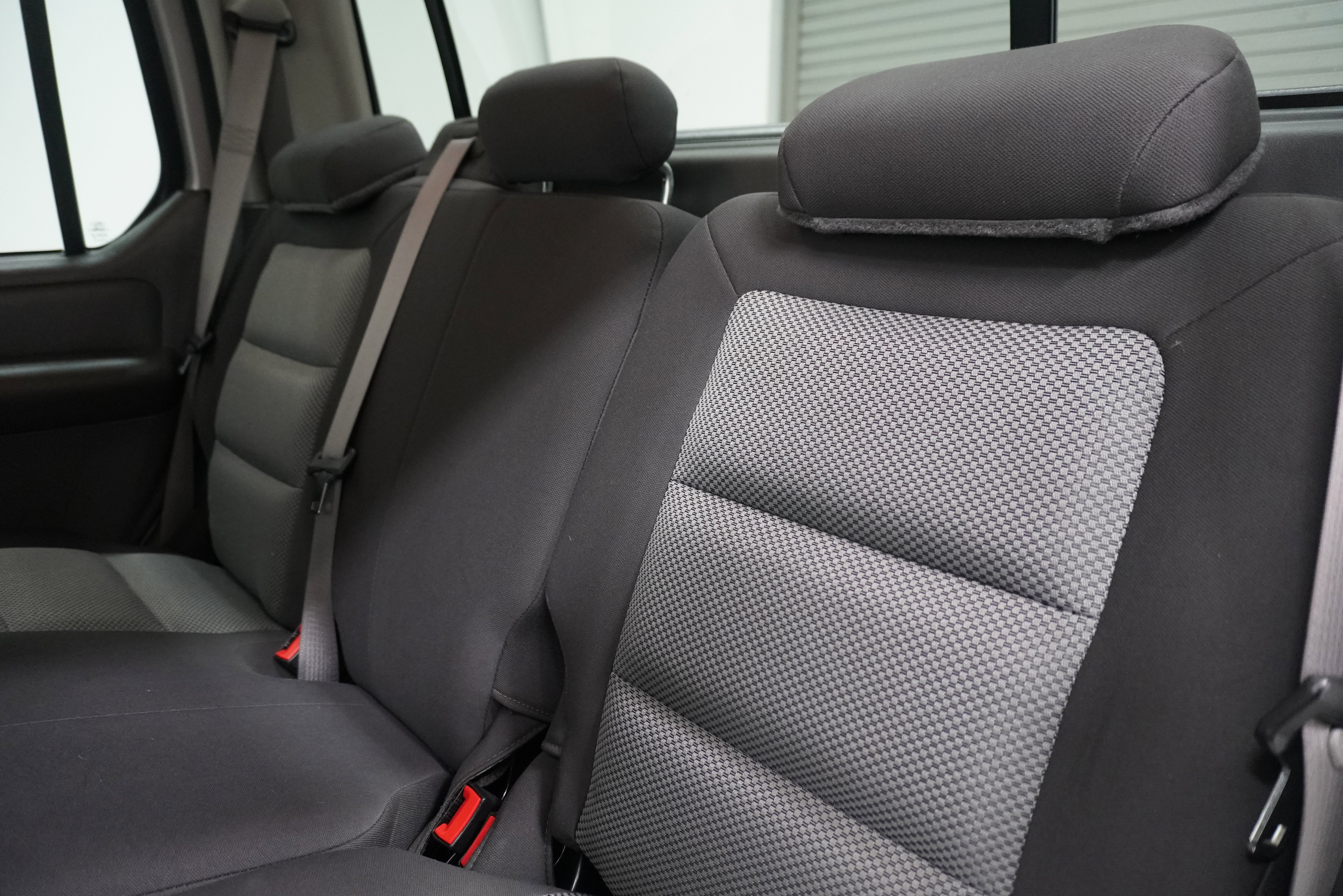 Used 2005 Ford Explorer Sport Trac Adrenalin RWD image 14