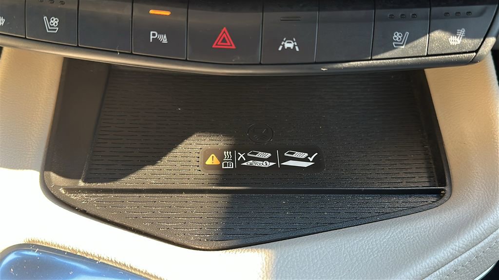 Used 2025 Cadillac CT4 Premium Luxury image 27