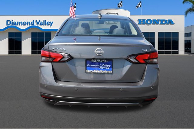 Used 2023 Nissan Versa SV FWD image 5
