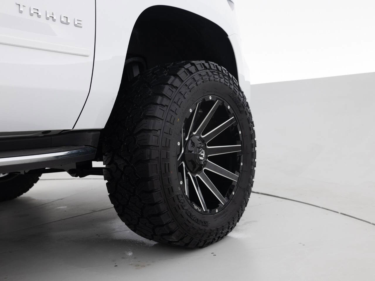 Used 2017 Chevrolet Tahoe Premier image 18