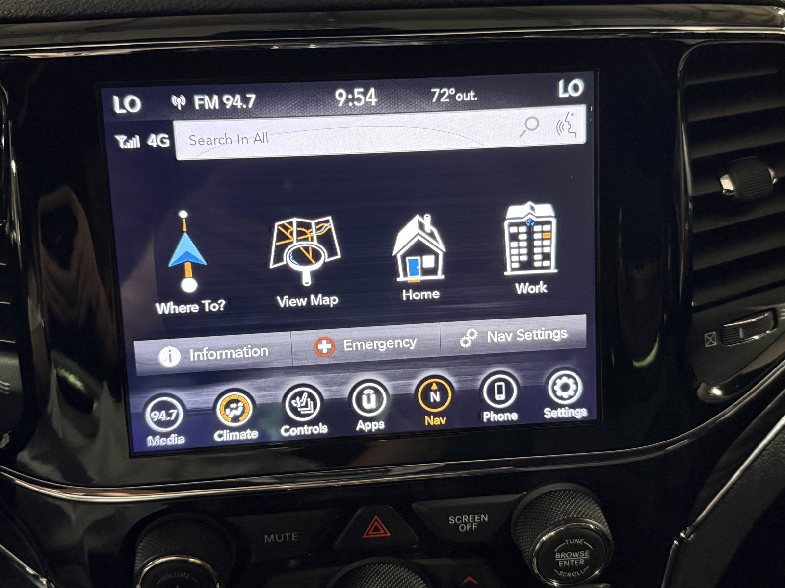 Used 2020 Jeep Grand Cherokee Limited AWD/4WD image 10
