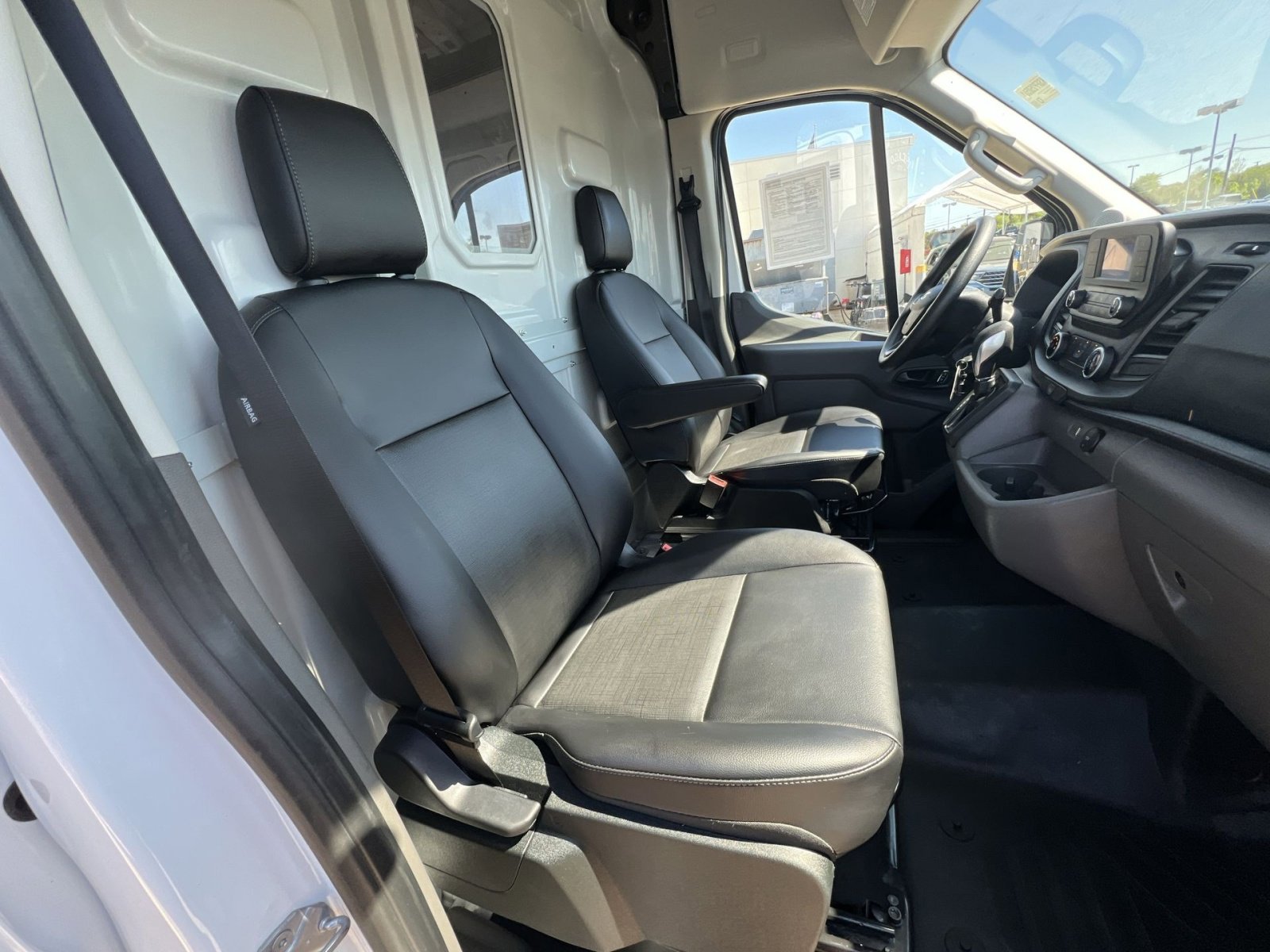 Certified 2025 Ford Transit 250 148 Medium Roof Extended AWD image 32