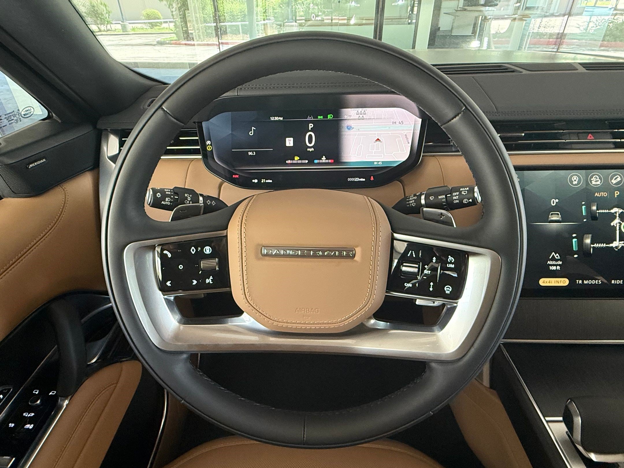 New 2026 Land Rover Range Rover Long Wheelbase SE AWD/4WD image 11