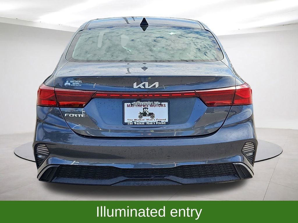 Used 2024 Kia Forte LXS image 6
