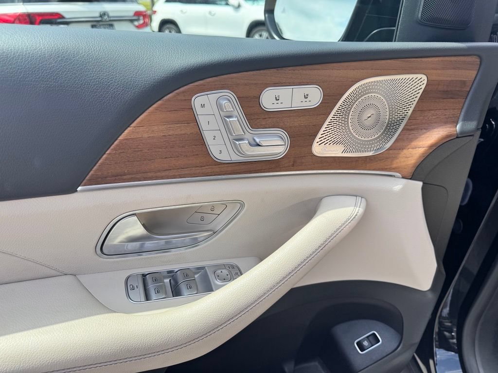 Used 2022 Mercedes-Benz GLE 350 4MATIC image 11