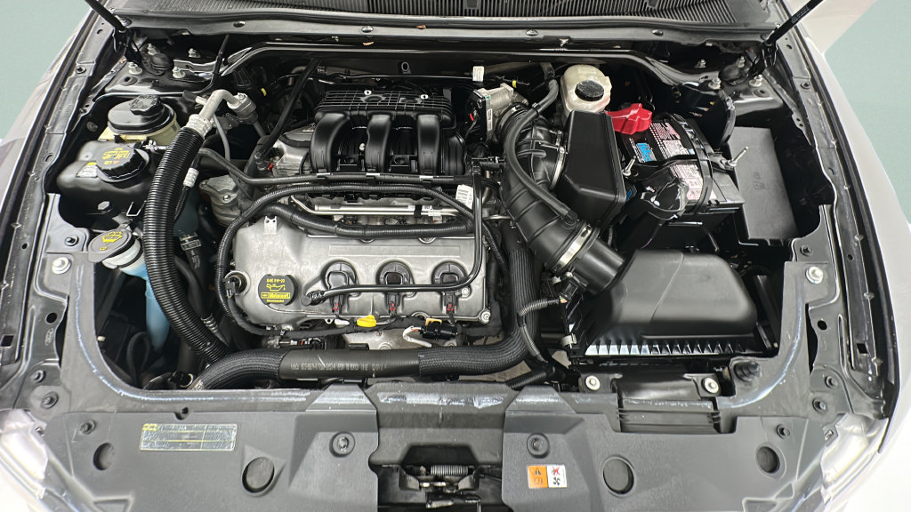 Used 2011 Ford Taurus SEL w/ 202A Rapid Spec Order Code FWD image 21