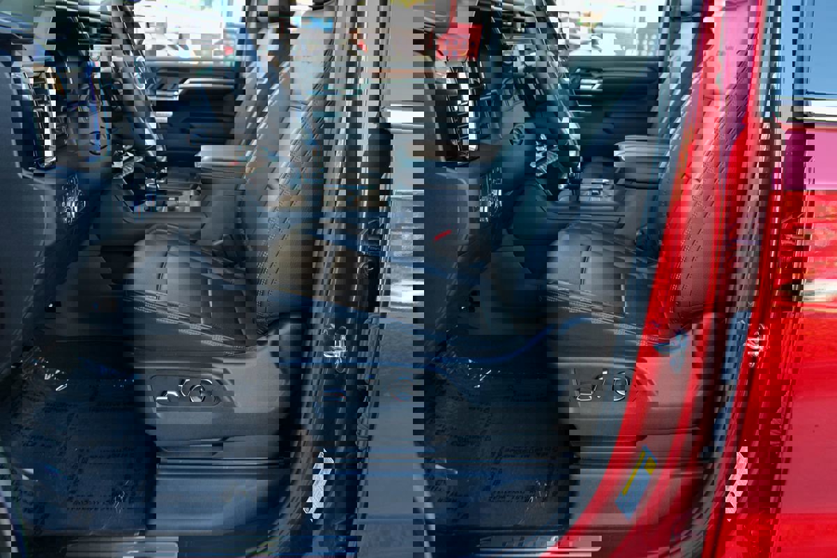 Used 2024 GMC Sierra 1500 Denali w/ Denali Reserve Package image 14