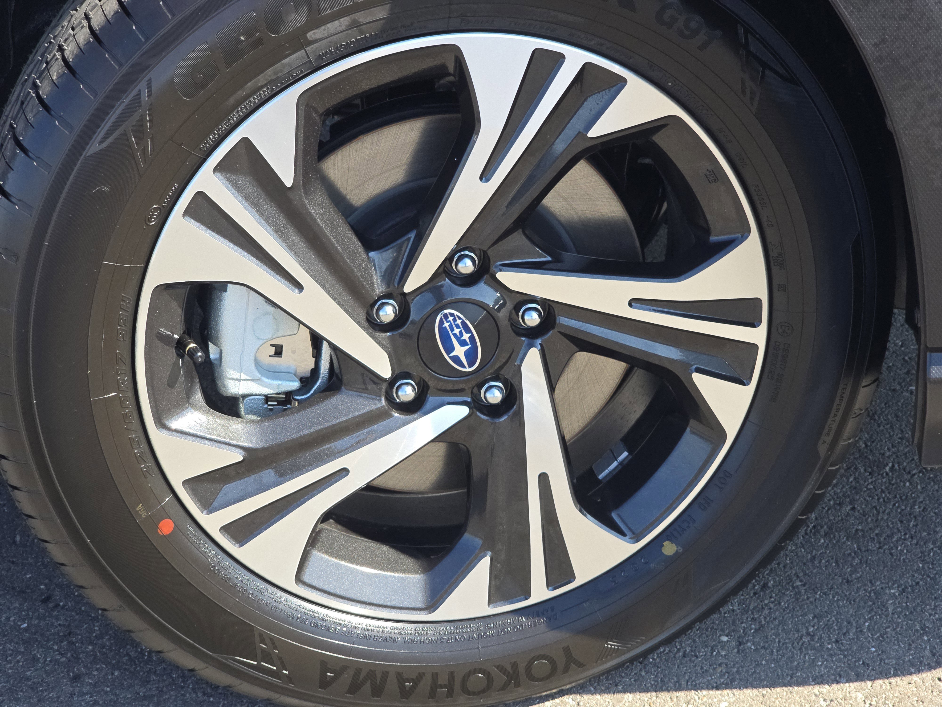 New 2025 Subaru Crosstrek 2.5i Premium image 13