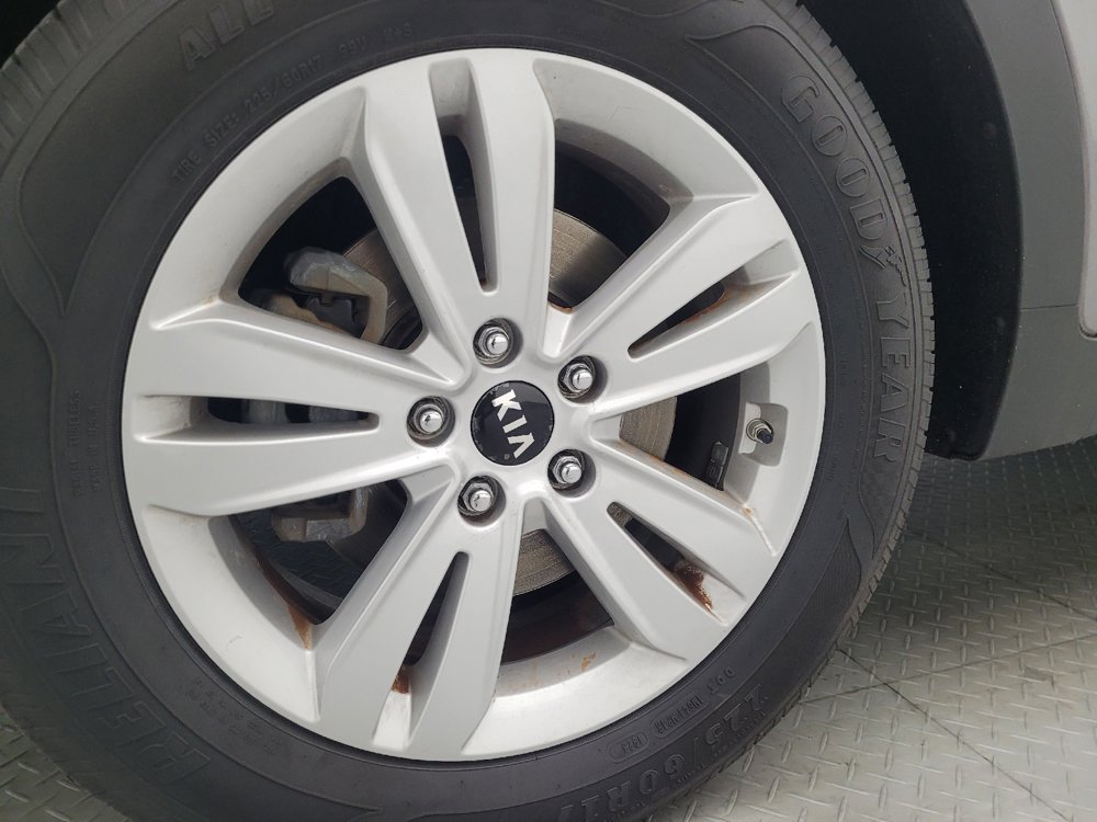 Used 2018 Kia Sportage LX FWD image 31