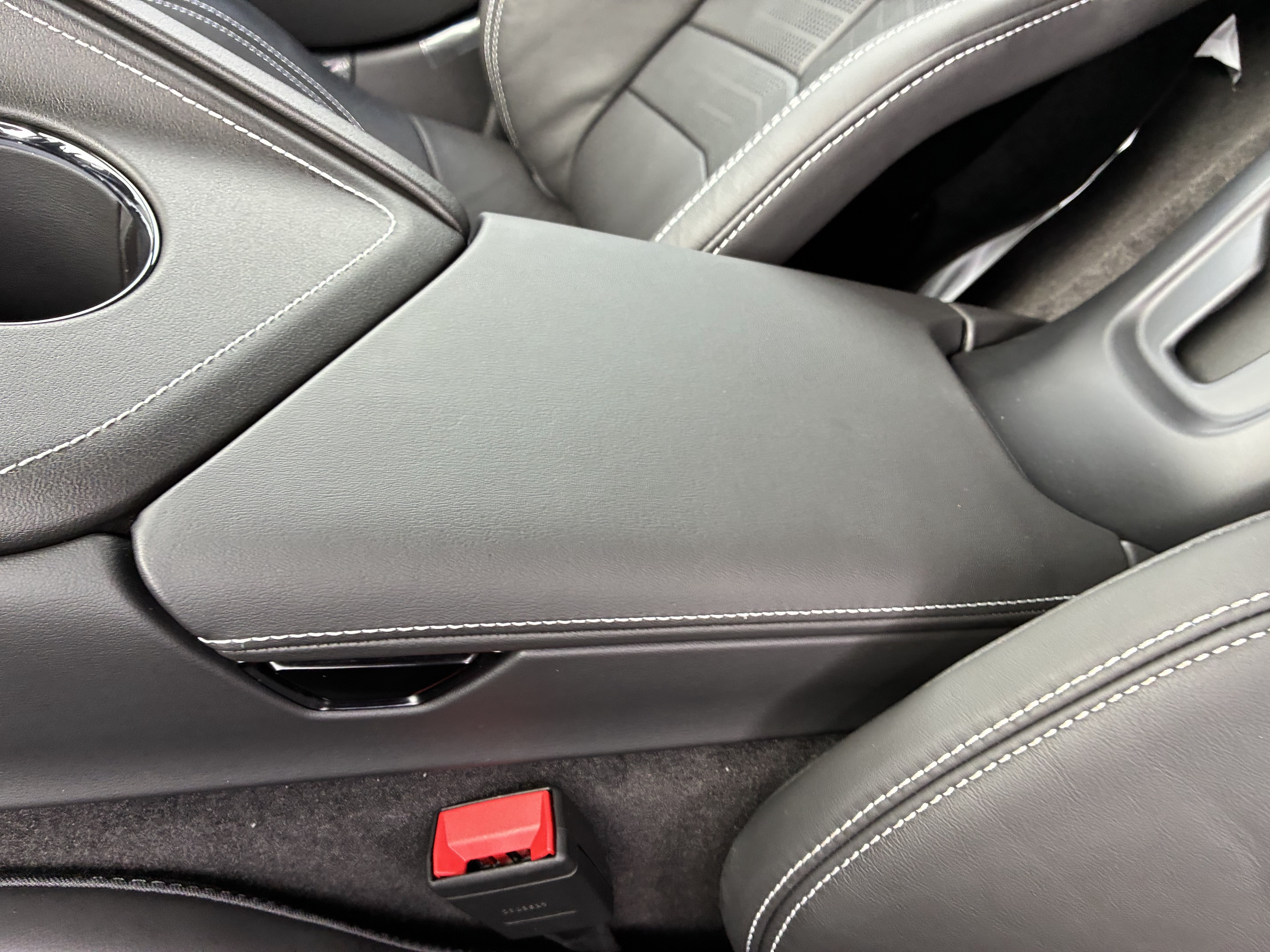 New 2027 Chevrolet Corvette Stingray Coupe w/ Stealth Interior Trim Package RWD image 31
