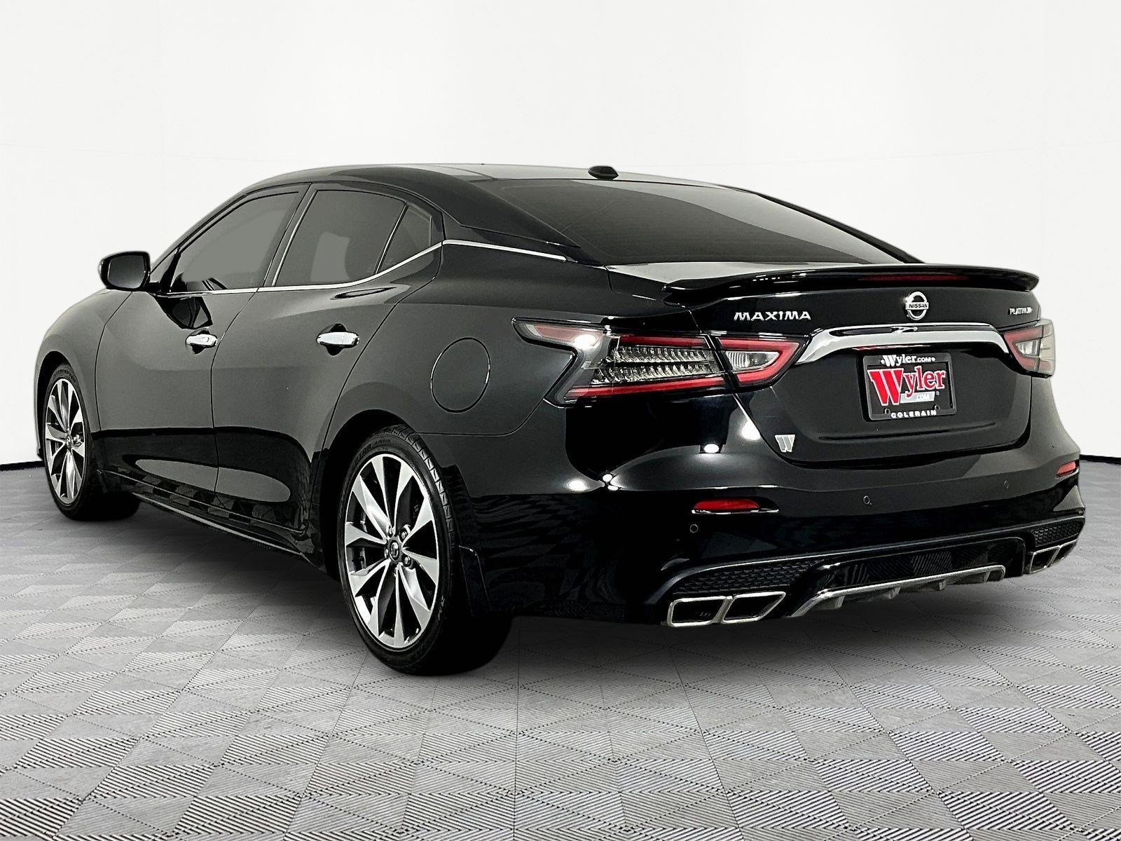 Used 2021 Nissan Maxima Platinum w/ Sport Mat Group FWD image 4