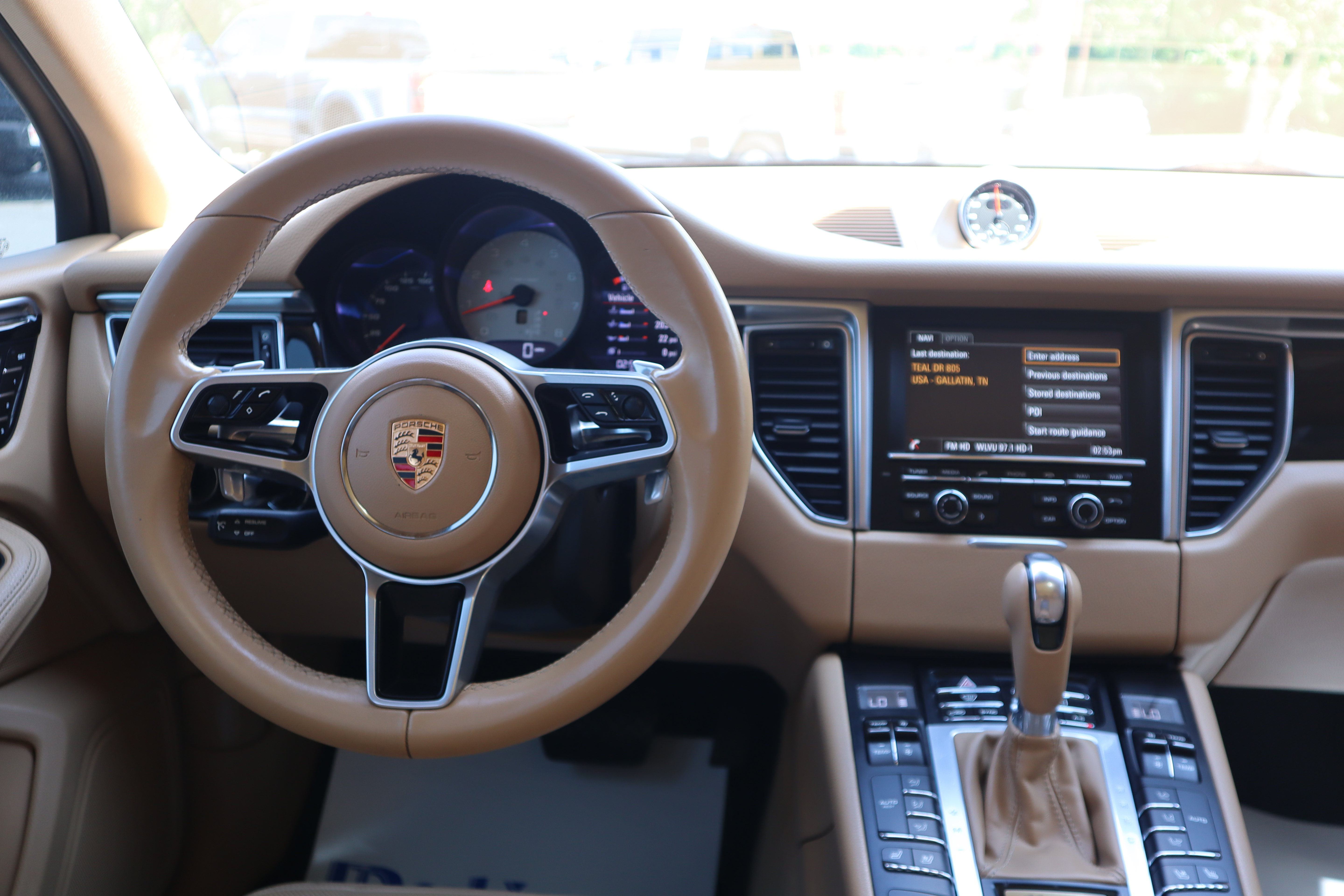 Used 2015 Porsche Macan S AWD/4WD image 13