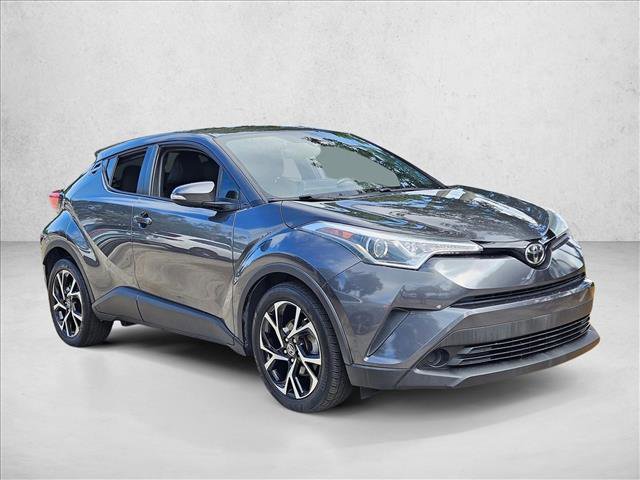 Used 2019 Toyota C-HR XLE image 3