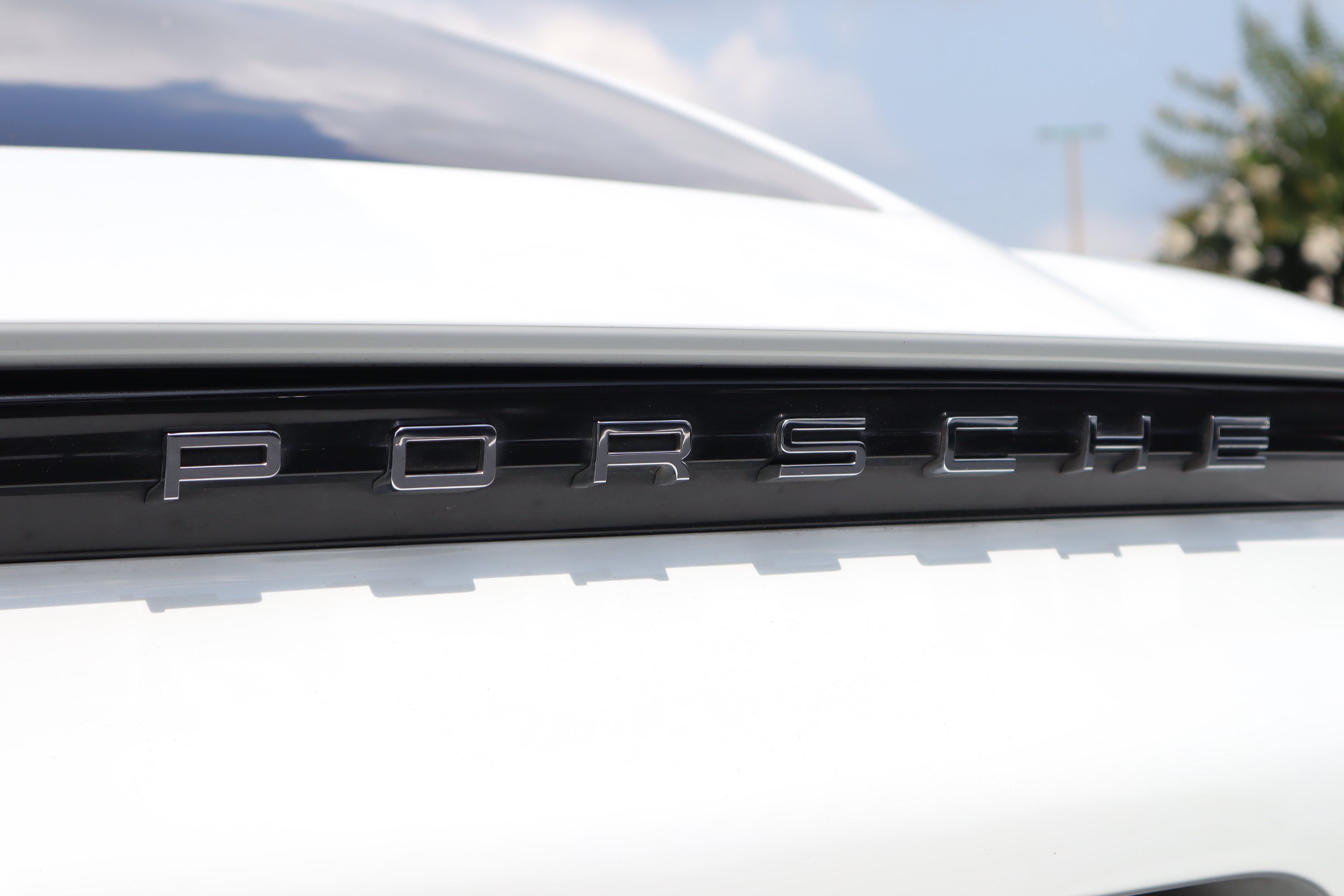 Used 2018 Porsche 718 Cayman RWD image 35