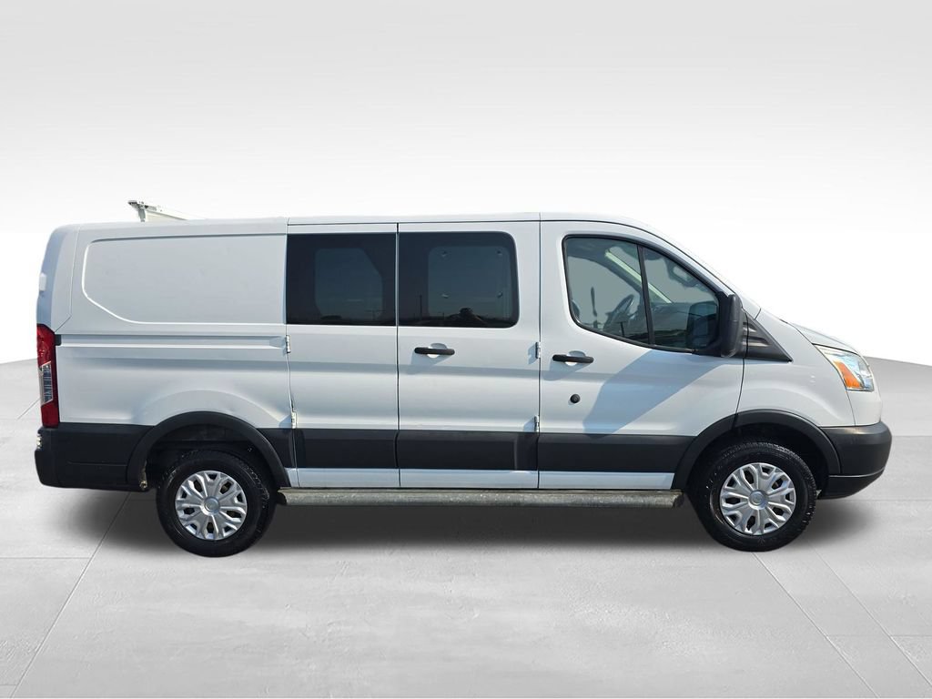 Used 2016 Ford Transit 250 130 Low Roof w/ Exterior Upgrade Package RWD image 6
