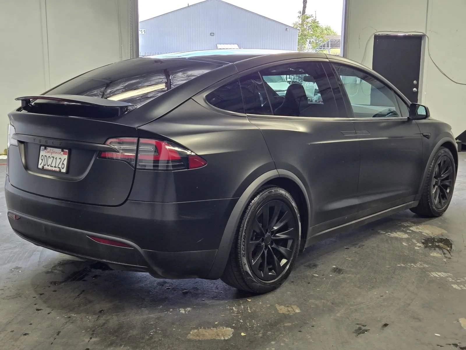 Used 2018 Tesla Model X 75D image 4