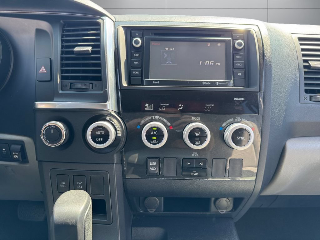 Certified 2019 Toyota Sequoia SR5 AWD/4WD image 15