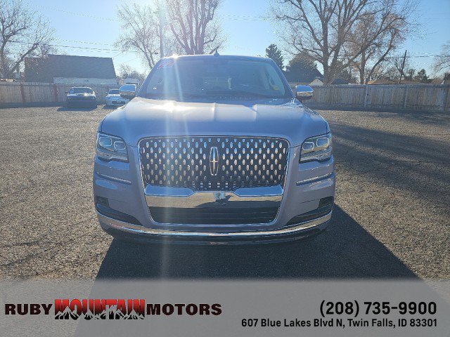 Used 2022 Lincoln Navigator L Black Label image 2